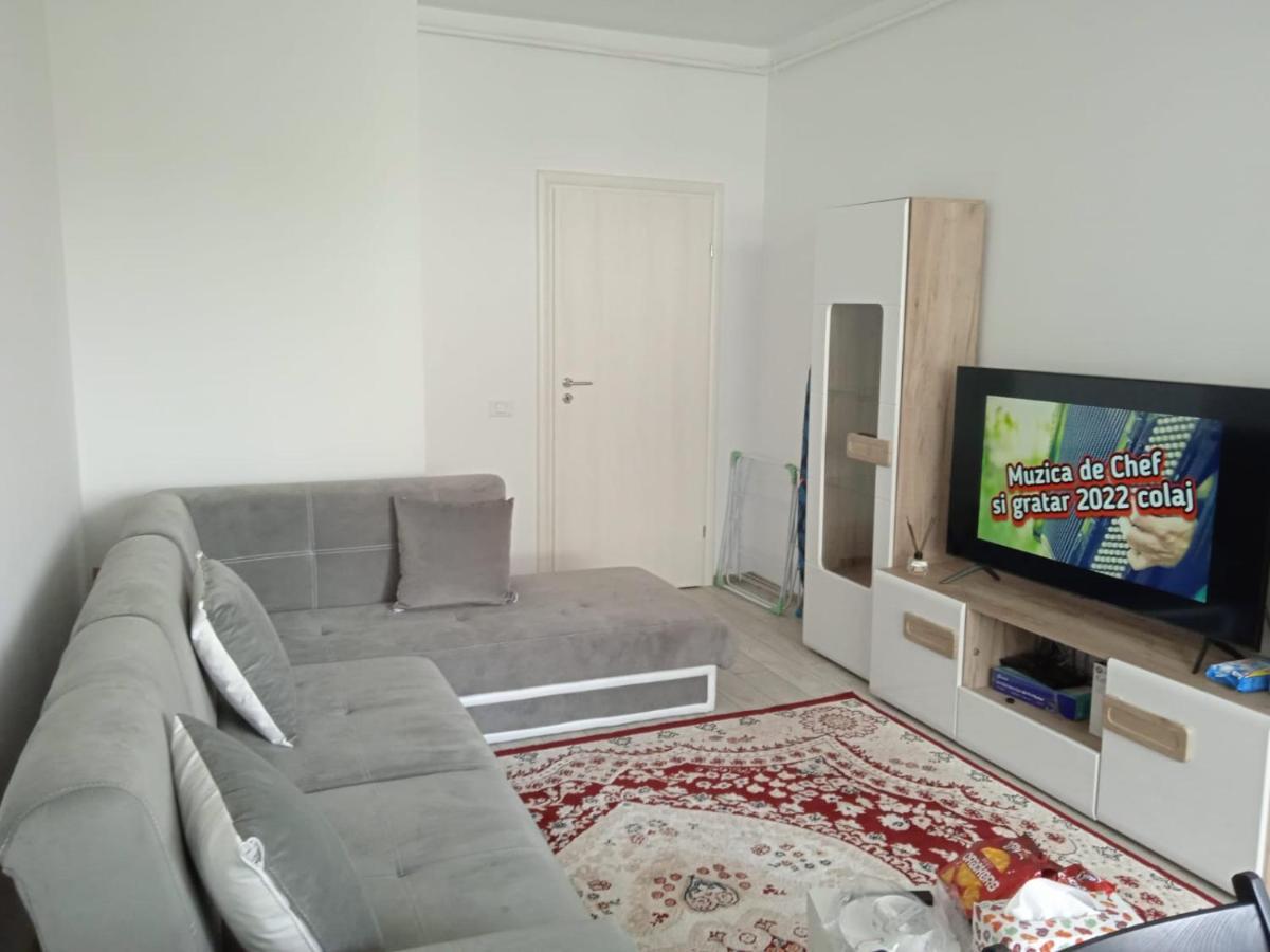 Deluxe 2 Bedroom Apartment With Balcony And Private Parking Bragadiru 外观 照片
