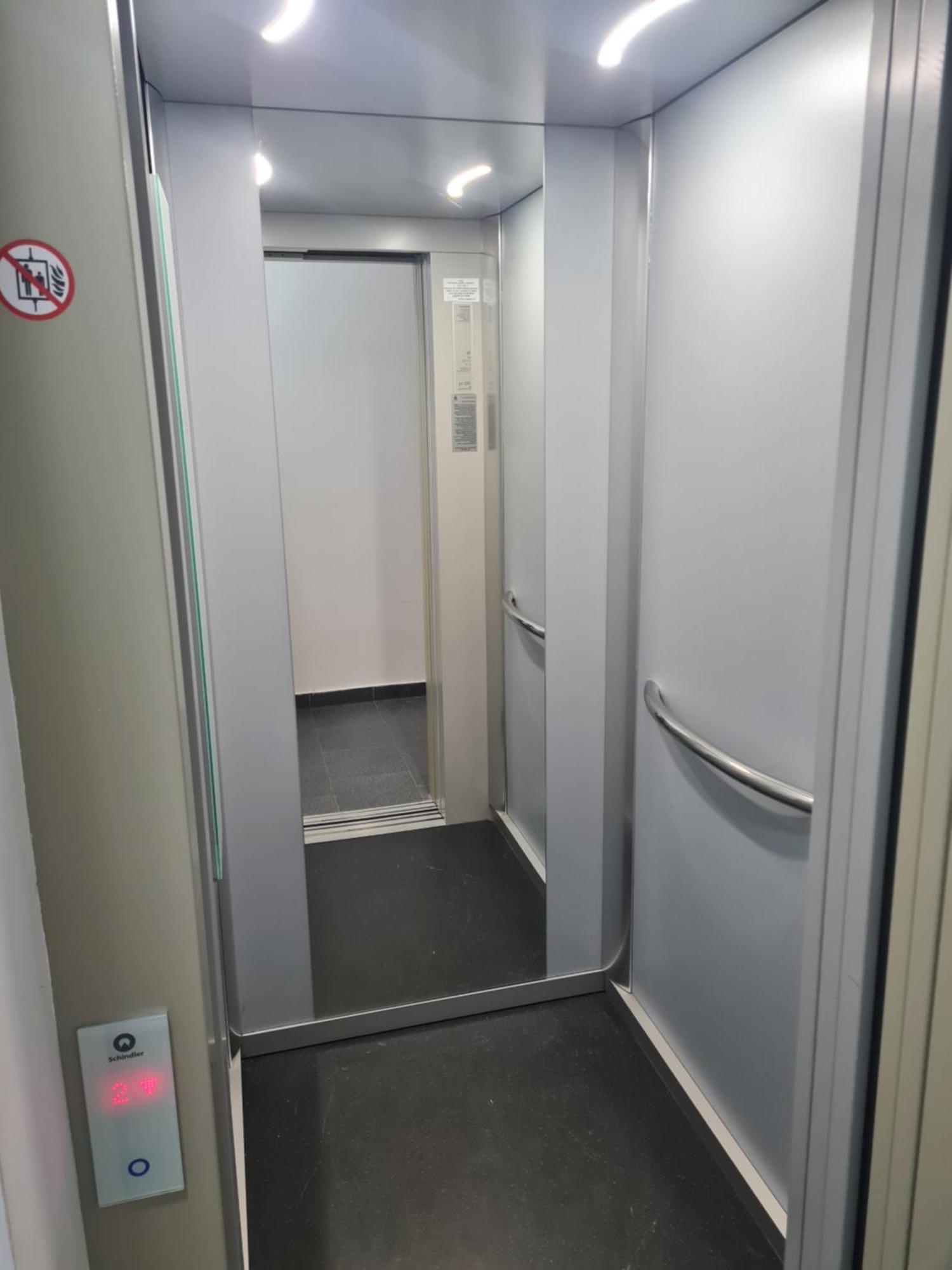 Deluxe 2 Bedroom Apartment With Balcony And Private Parking Bragadiru 外观 照片